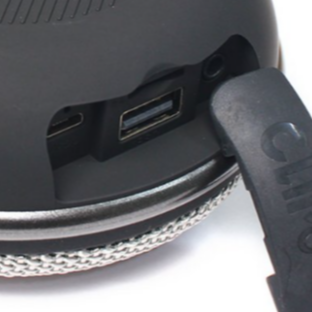 Boxa bluetooth Clip 3, Zola®, slot card microSD, port USB, jack AUX, acumulator 800mAh, carabina, 14.5x10.5x5 cm, gri Boxa bluetooth Clip 3, Zola®, slot card microSD, port USB, jack AUX, acumulator 800mAh, carabina, 14.5x10.5x5 cm, gri